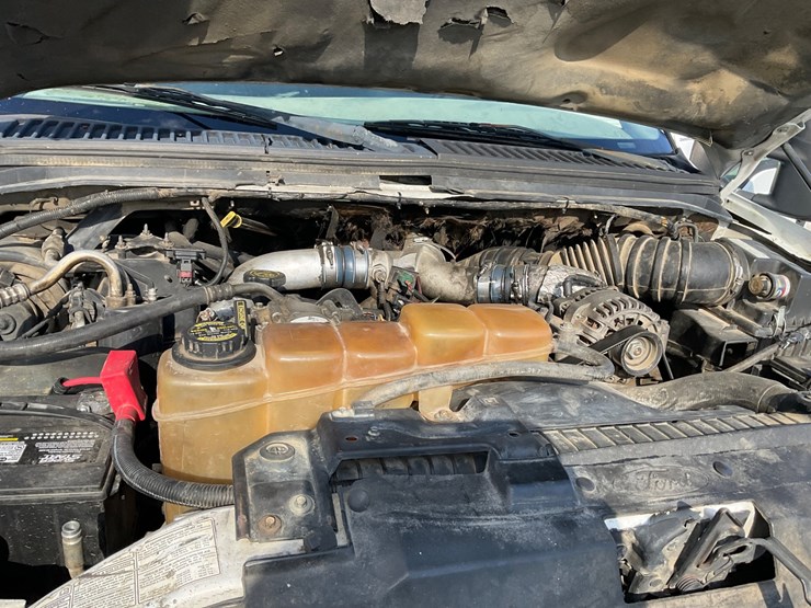 2001-ford-f350-image-9