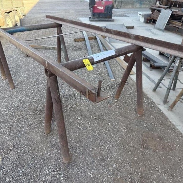 LARGE SPREADER TRAILER CHAIN TABLE
