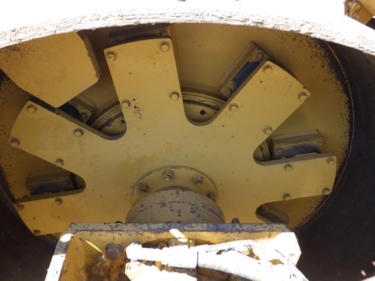 1993-caterpillar-cs-563-image-11