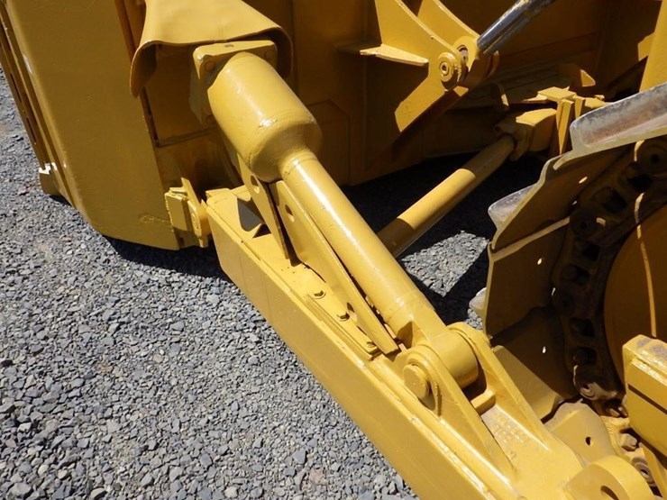 1990-komatsu-d68e-1-image-14