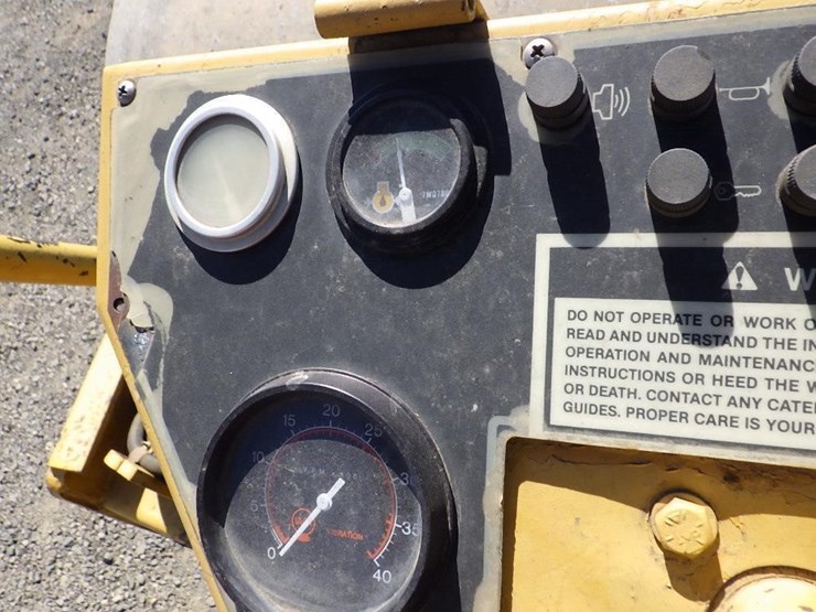 1993-caterpillar-cs-563-image-25