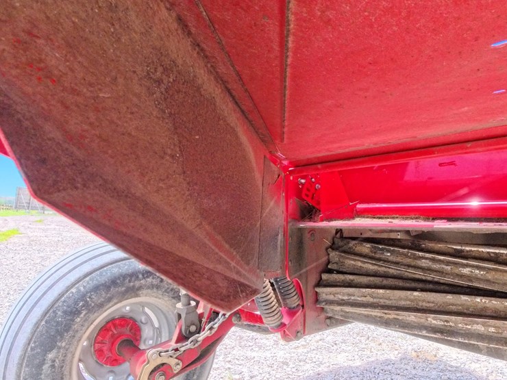 massey-ferguson-1383-image-42