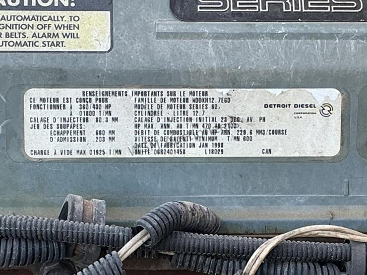 2001-freightliner-fld120-image-14