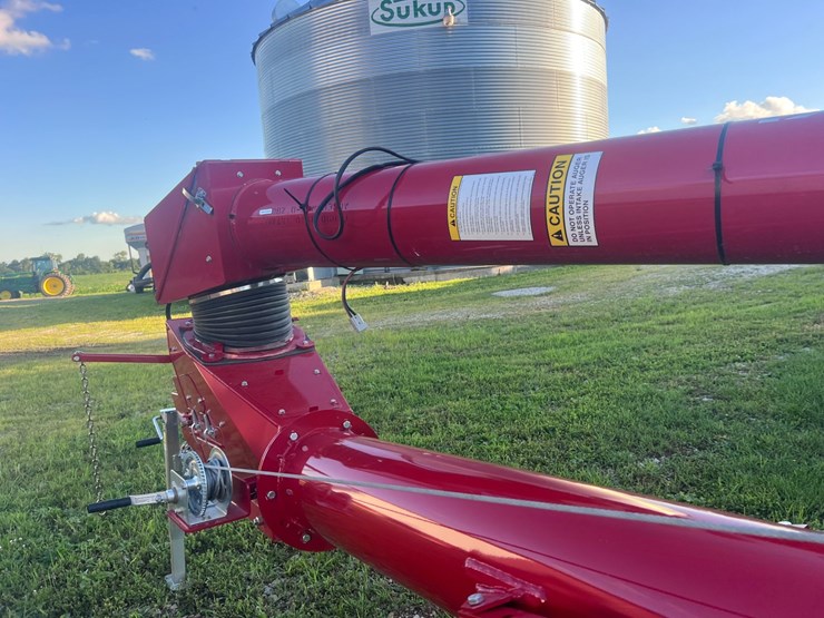 2018-buhler-farm-king-1070-image-5