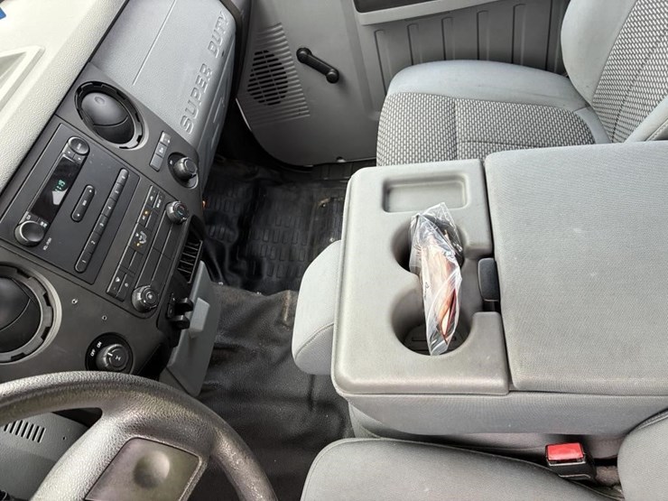 2014-ford-f250-image-19