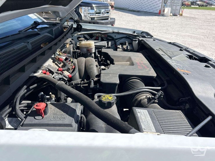 2019-chevrolet-silverado-1500-image-8