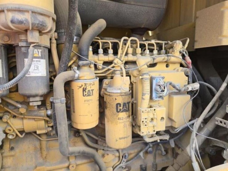 2016-caterpillar-938k-image-30