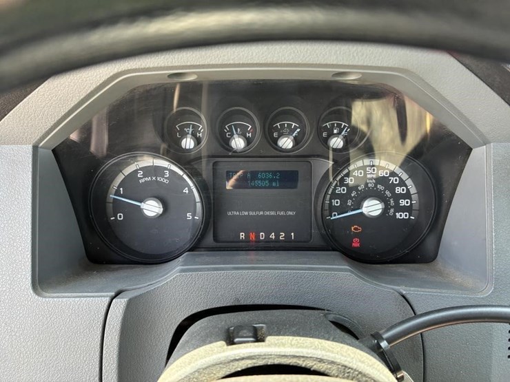 2015-ford-f650-image-18