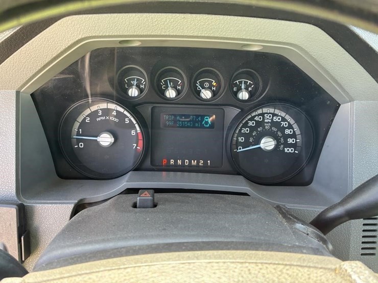 2014-ford-f350-image-15