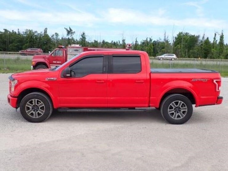 2016-ford-f150-image-8