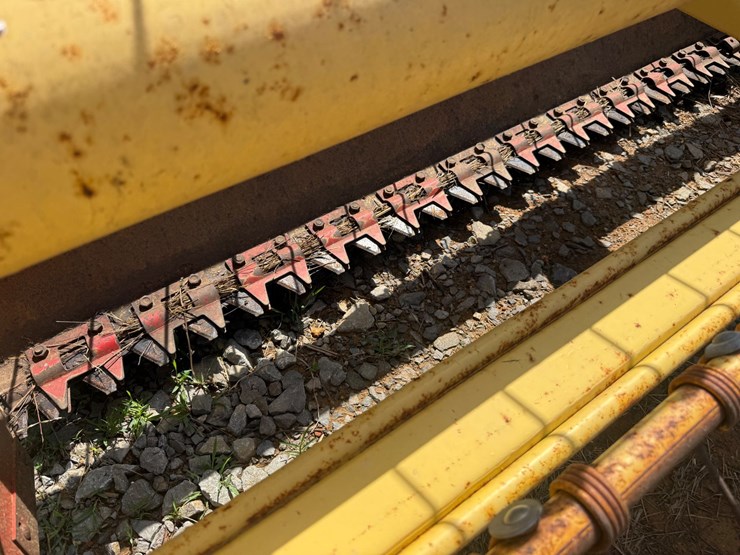 new-holland-472-image-5