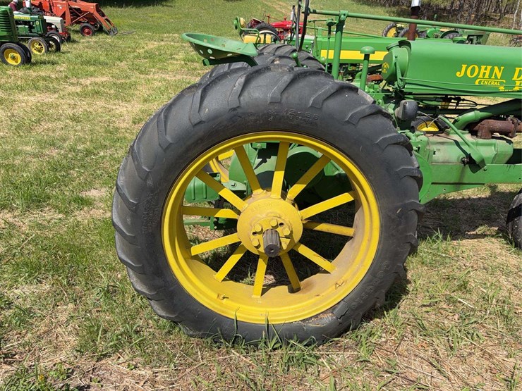 john-deere-a-image-14