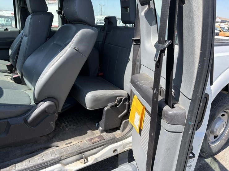 2011-ford-f250-image-12