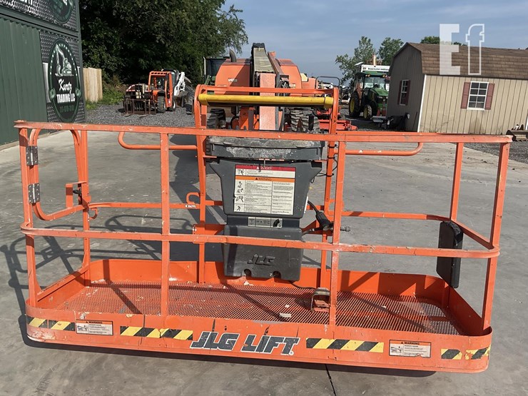 2007-jlg-660sj-image-7