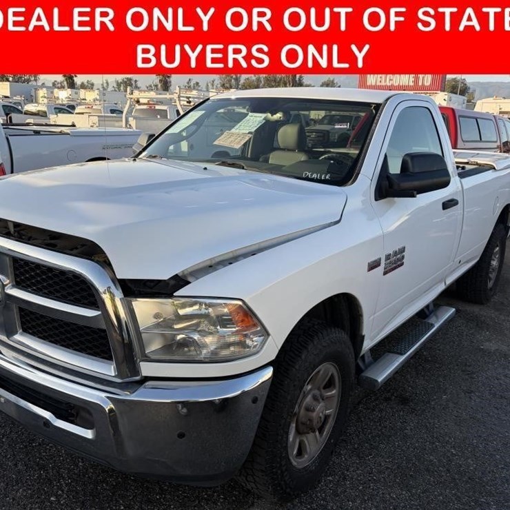 2016 DODGE 2500