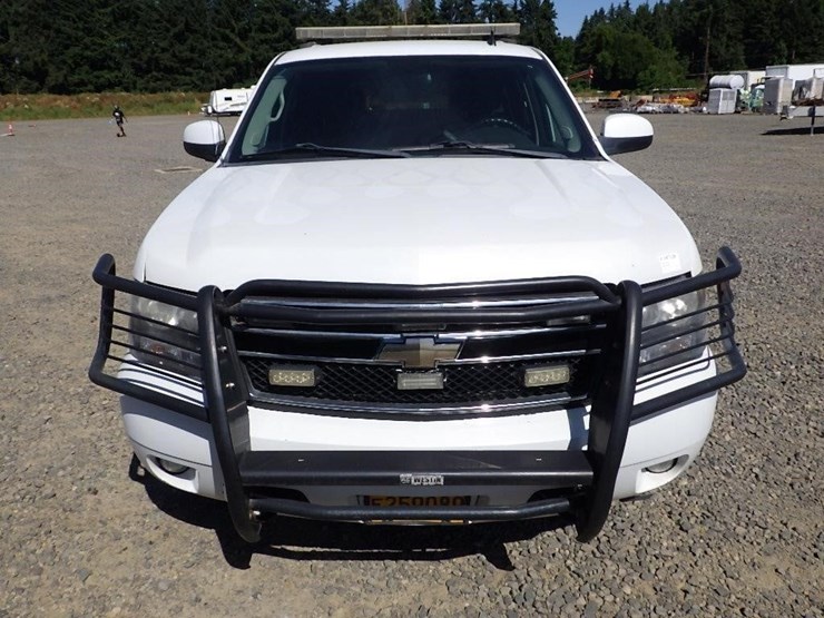 2008-chevrolet-tahoe-image-2