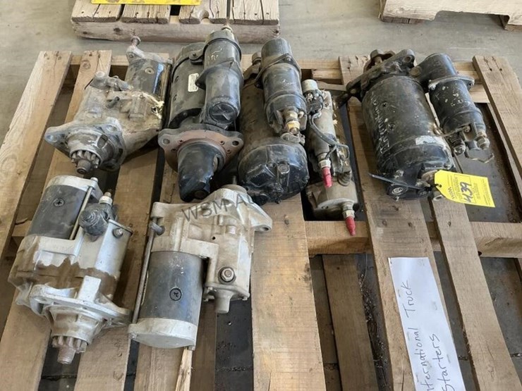 pallet-of-international-truck-starters-image-4