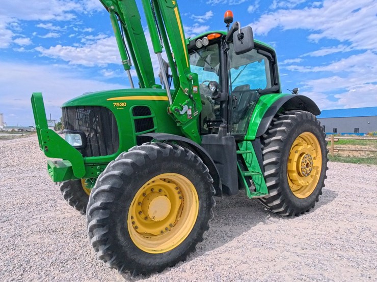 2011-john-deere-7530-premium-image-98