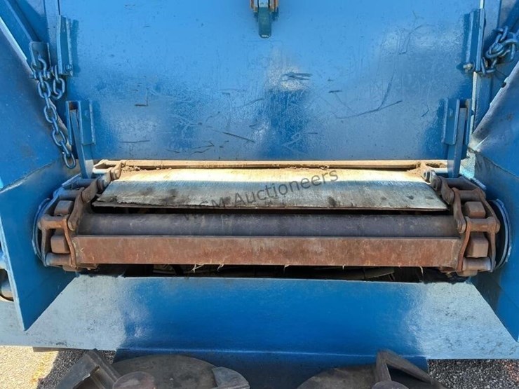 2010-versa-v-bottom-spreader-trailer-image-12