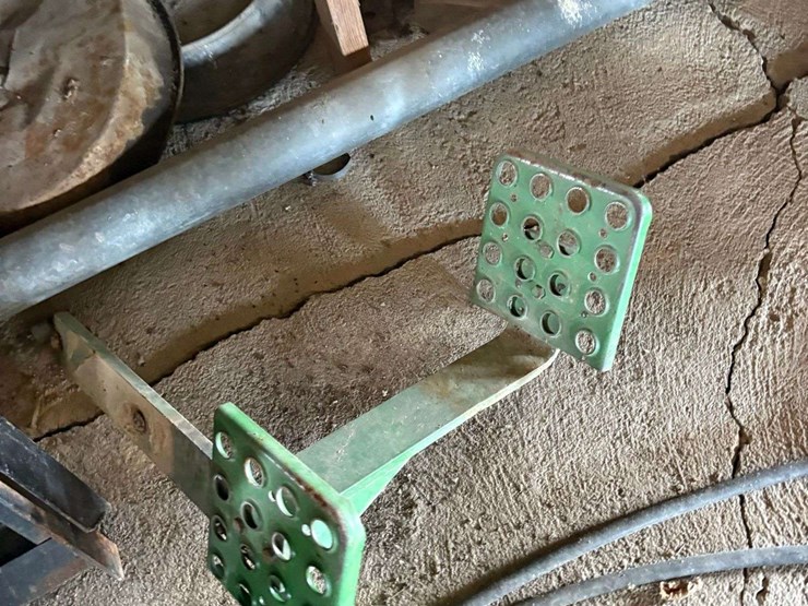 john-deere-side-step-off-40-series-image-2