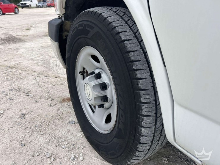 2006-chevrolet-express-knapheide-kuv-enclosed-service-van-image-23