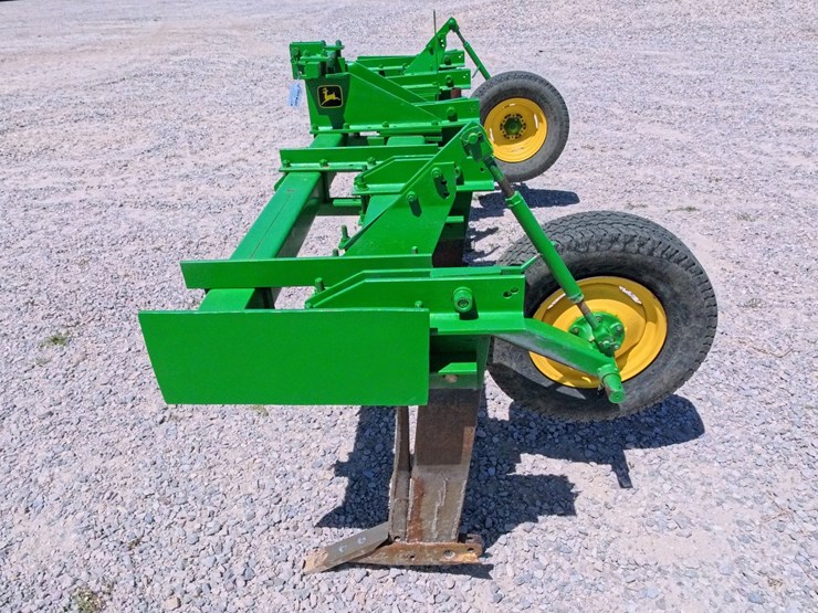 #1037-•-john-deere-37a-ripper-image-2