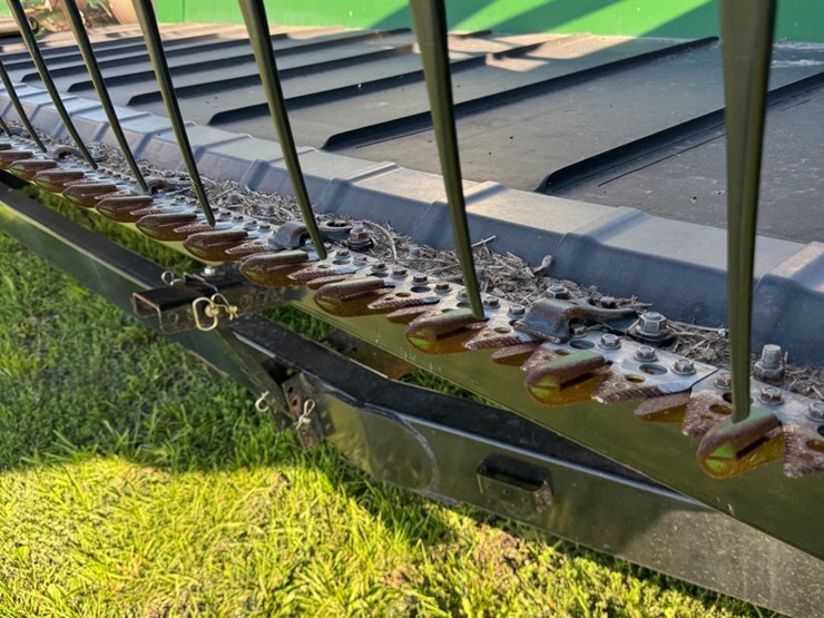 2015-john-deere-630fd-image-4
