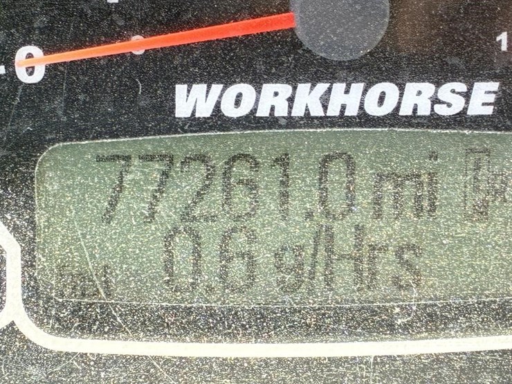 2008-workhorse-w62-image-21