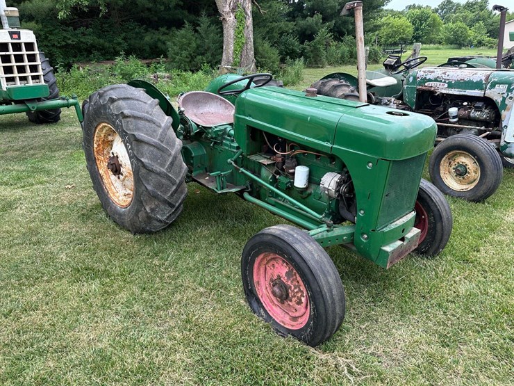 1957-oliver-super-55-image-8