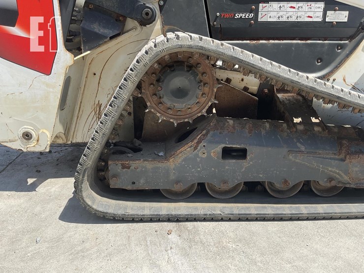 2020-bobcat-t76-image-10