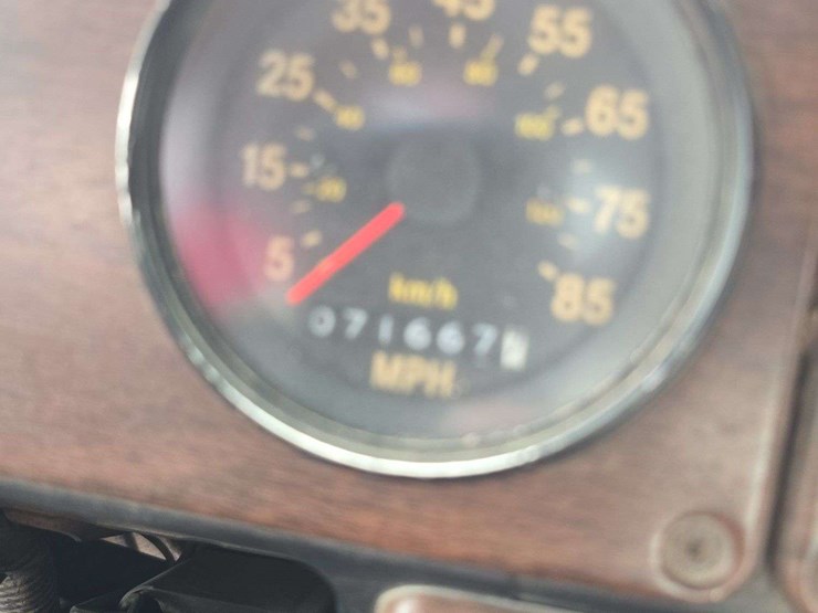 1991-freightliner-semi,-wet-kit,-9-speed,-air-brakes,-twin-fuel-tanks,-aluminum-ris,-ss-fenders,-11r24.5,-detroit-diesel-60-series,-air-slide-5th-wheel,-vin--1fuvdseb5lh392980-image-19