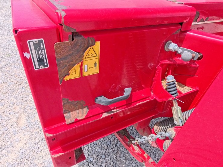 massey-ferguson-1383-image-32