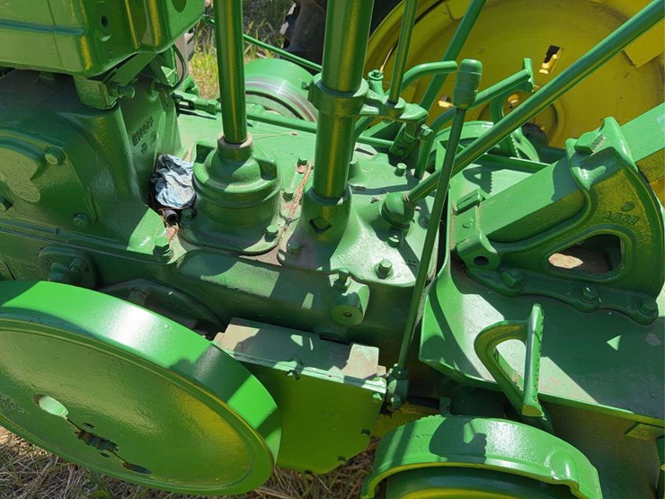 john-deere-b-image-50