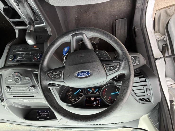 2017-ford-escape-image-15