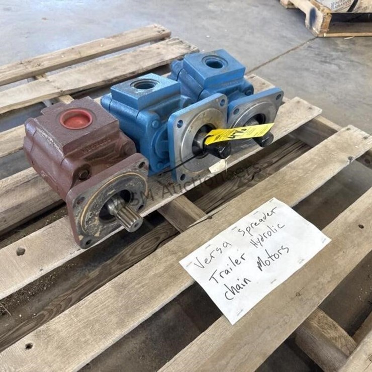 VERSA SPREADER TRAILER HYDRAULIC CHAIN MOTORS