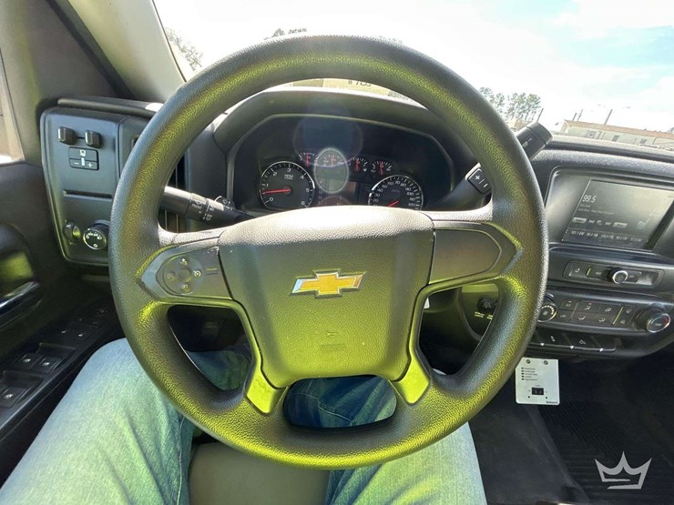 2019-chevrolet-silverado-1500-image-12