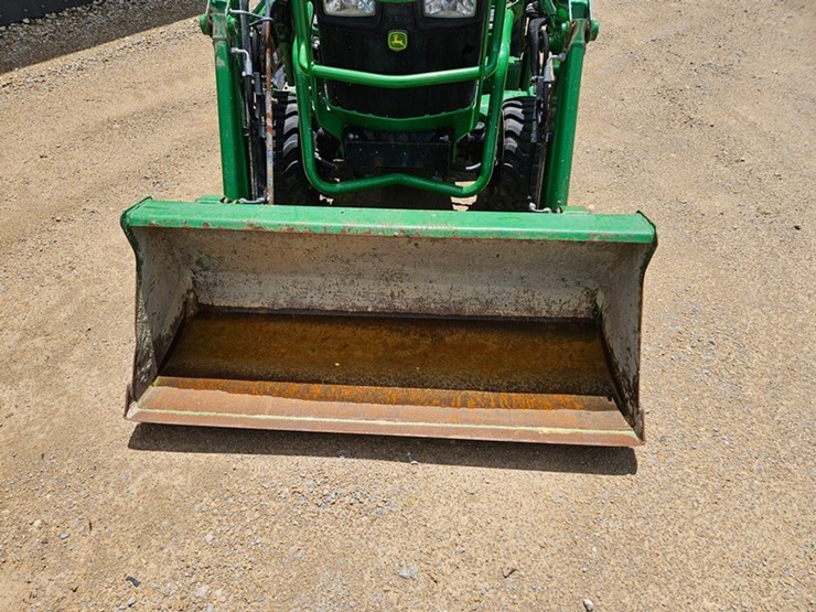john-deere-1025r-image-9