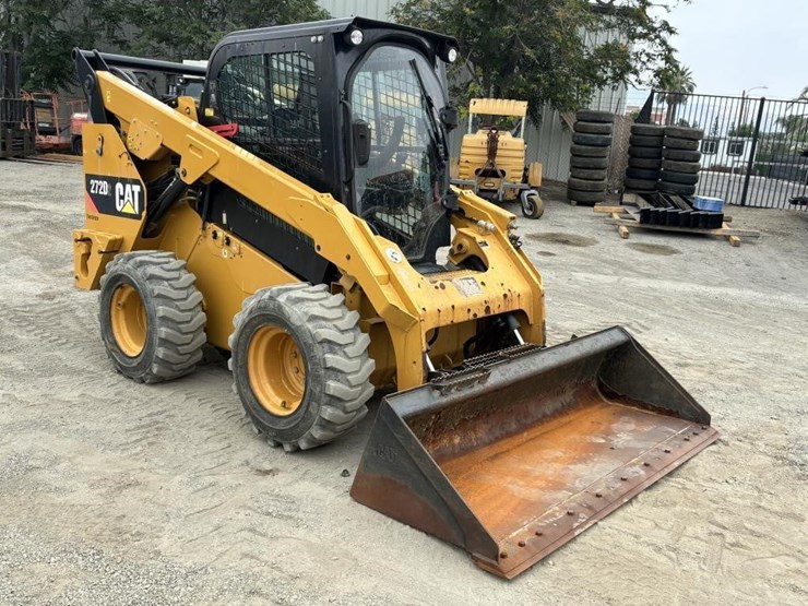 2016-caterpillar-272d2-image-2