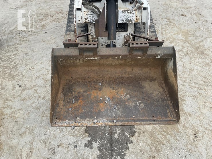 2005-bobcat-mt55-image-11