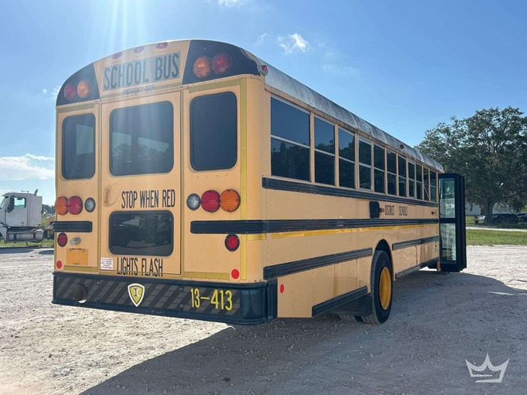 2013-ic-corporation-pb105-school-bus-image-3
