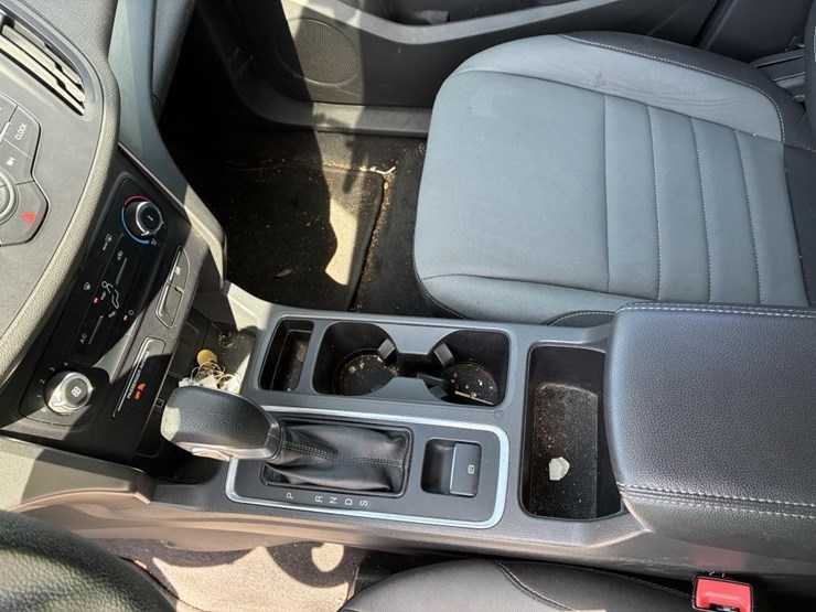 2017-ford-escape-image-21