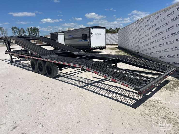 2020-kaufman-47ft.-gooseneck-tri-axle-car-hauler-trailer-image-4