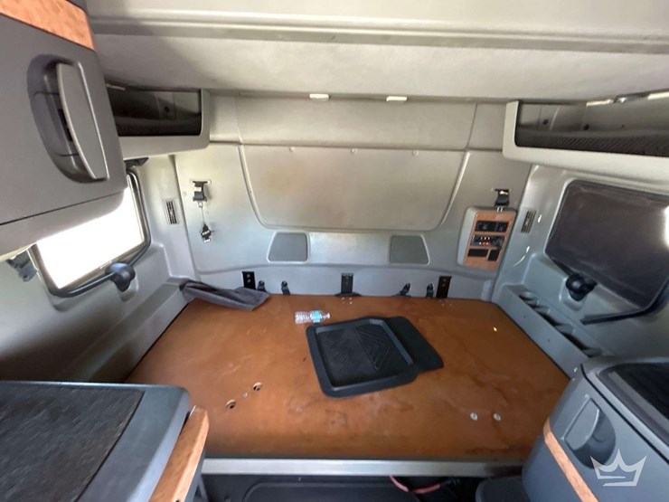 2015-international-prostar-image-24