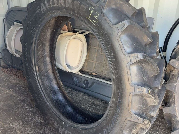 1-alliance-380/80r38-new-tractor-tires-image-1