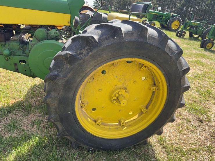 john-deere-730-image-11