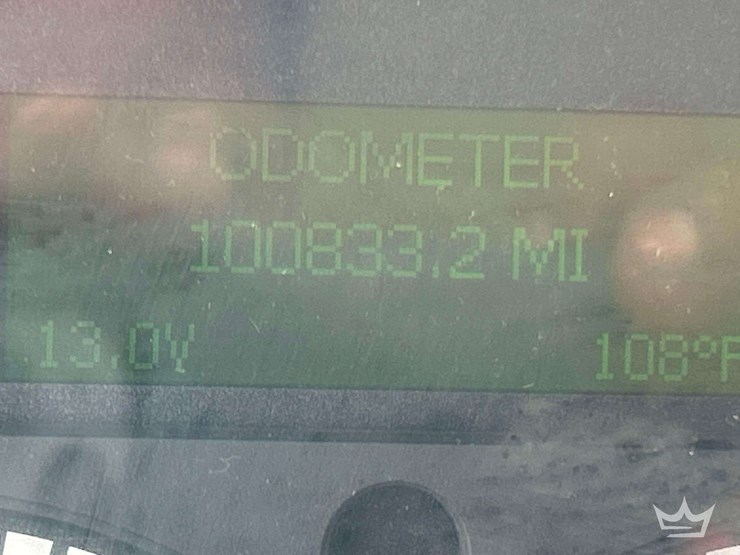 2017-freightliner-m2-106-image-8