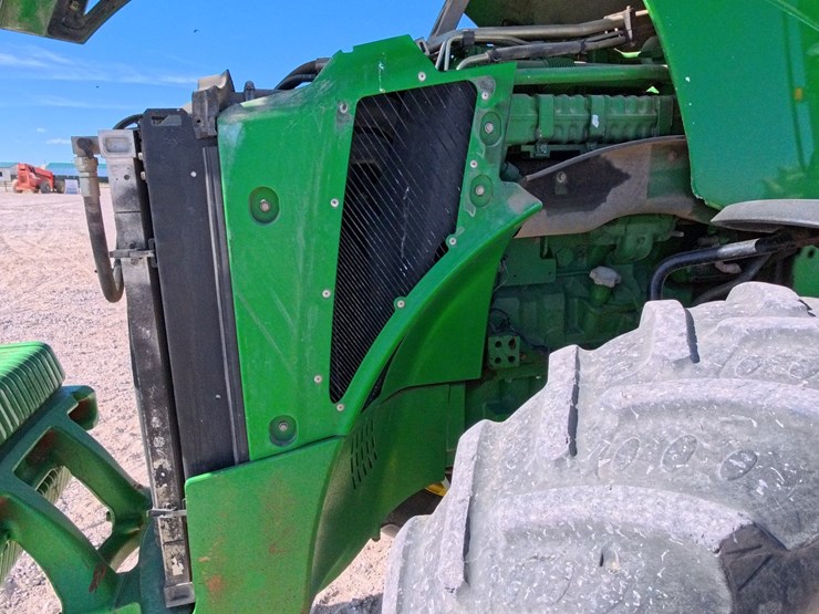 john-deere-8285r-image-63