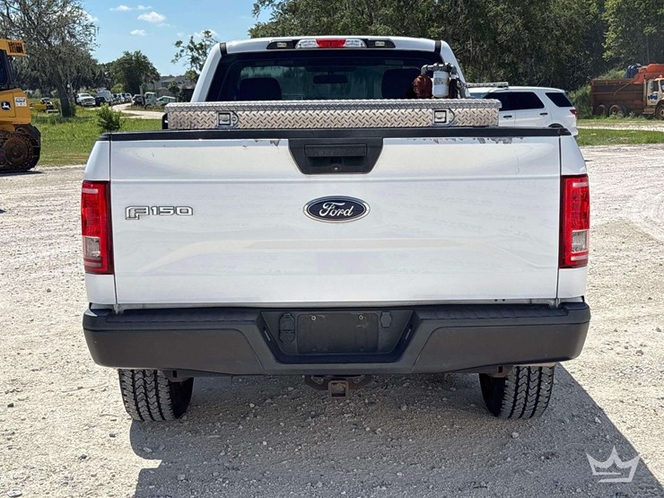 2016-ford-f150-image-19