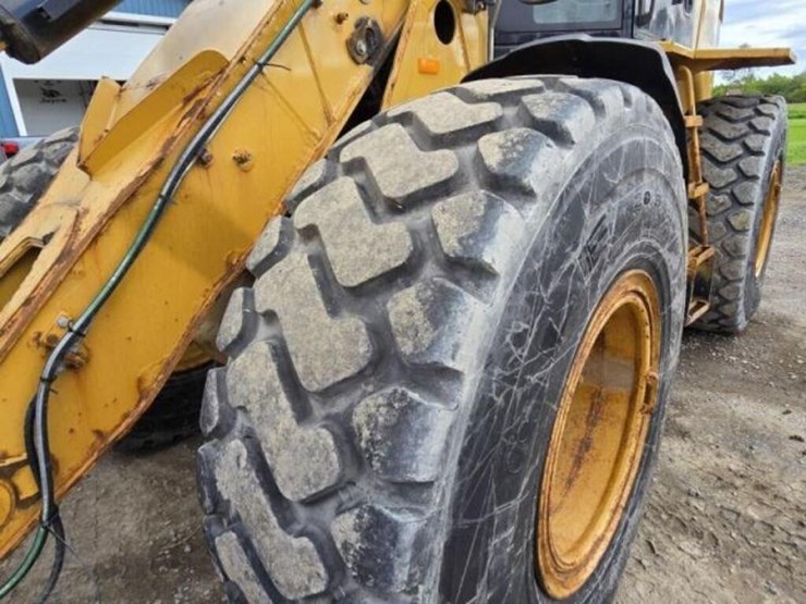 2010-caterpillar-924h-image-13