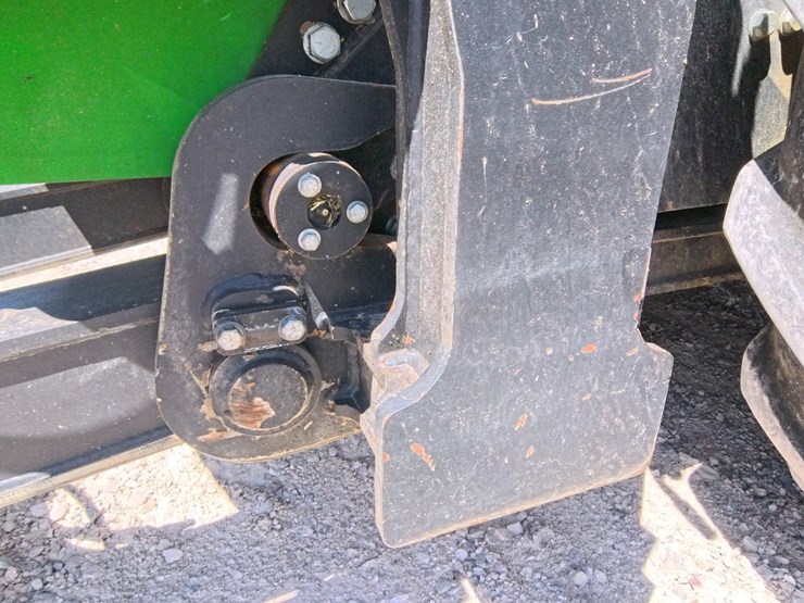 2022-john-deere-9520r-image-32